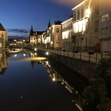Studio Medieval City Center At River De Leie 根特 外观 照片